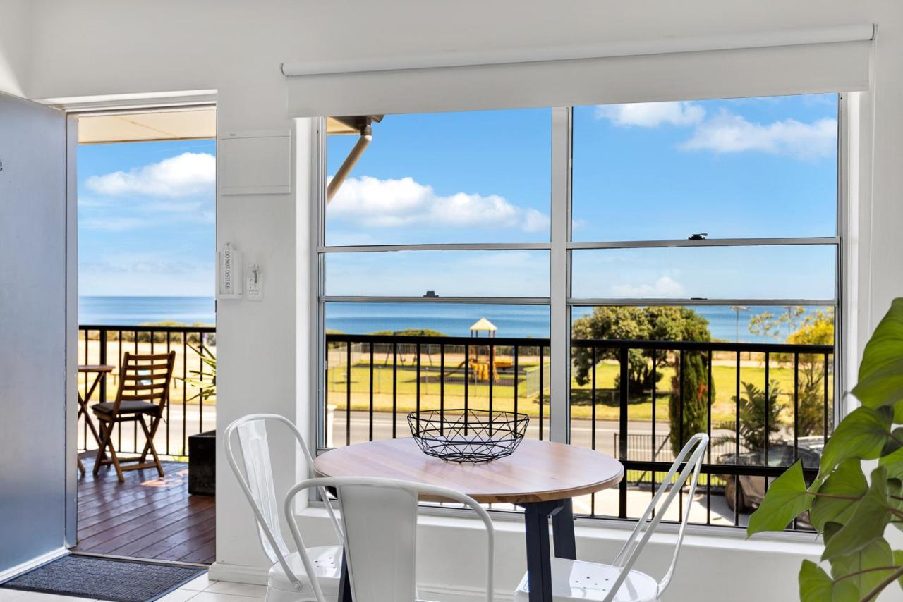 Coast Motel And Apartments Port Noarlunga Bagian luar foto