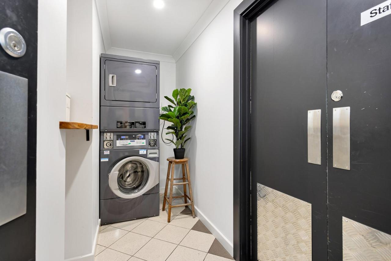 Coast Motel And Apartments Port Noarlunga Bagian luar foto