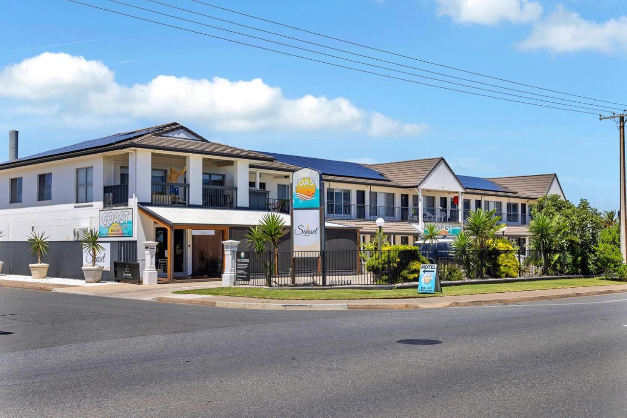Coast Motel And Apartments Port Noarlunga Bagian luar foto