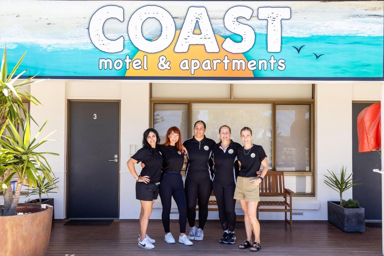 Coast Motel And Apartments Port Noarlunga Bagian luar foto