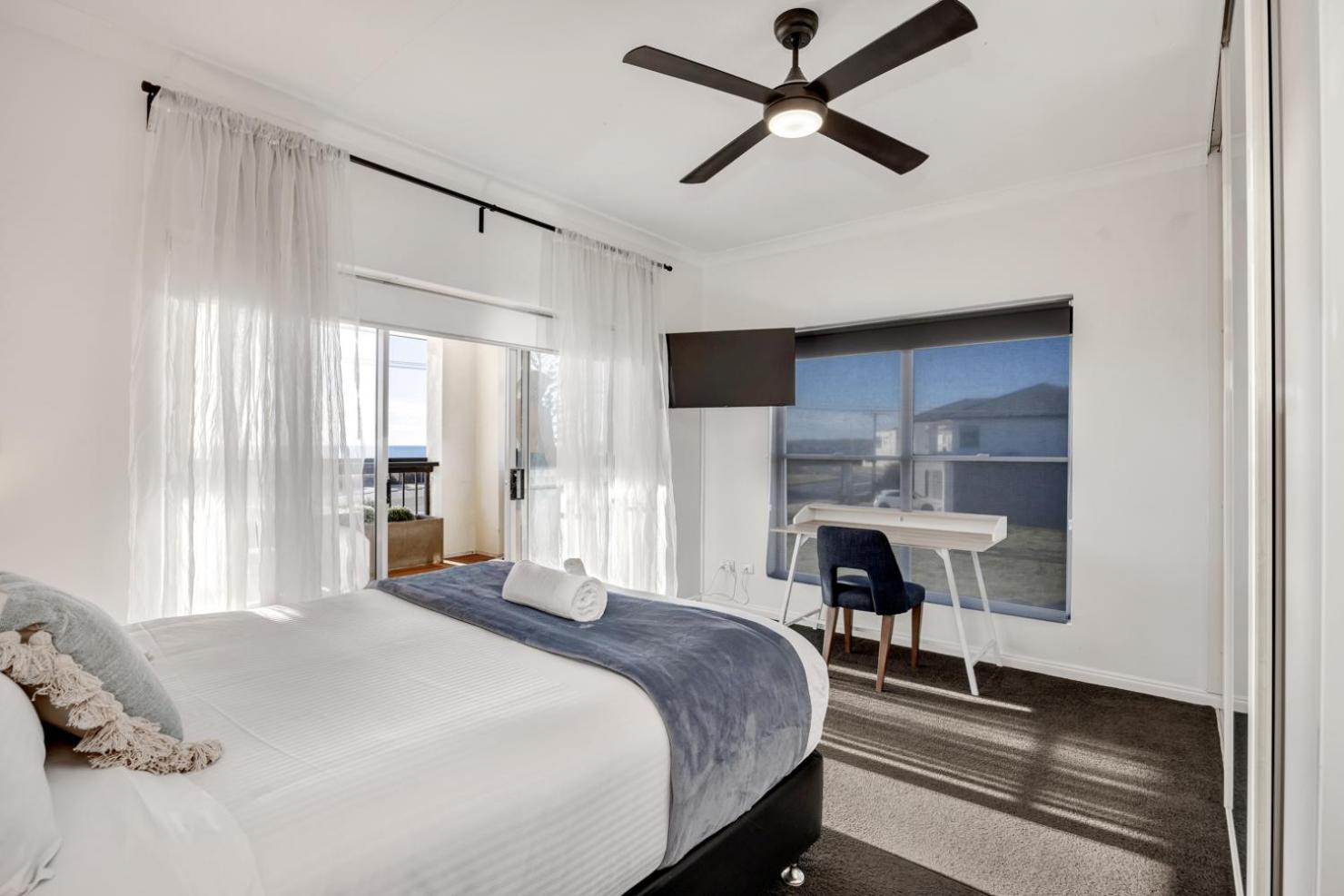 Coast Motel And Apartments Port Noarlunga Bagian luar foto